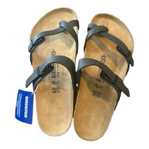 Mayari Black Birkenstock’s NEW